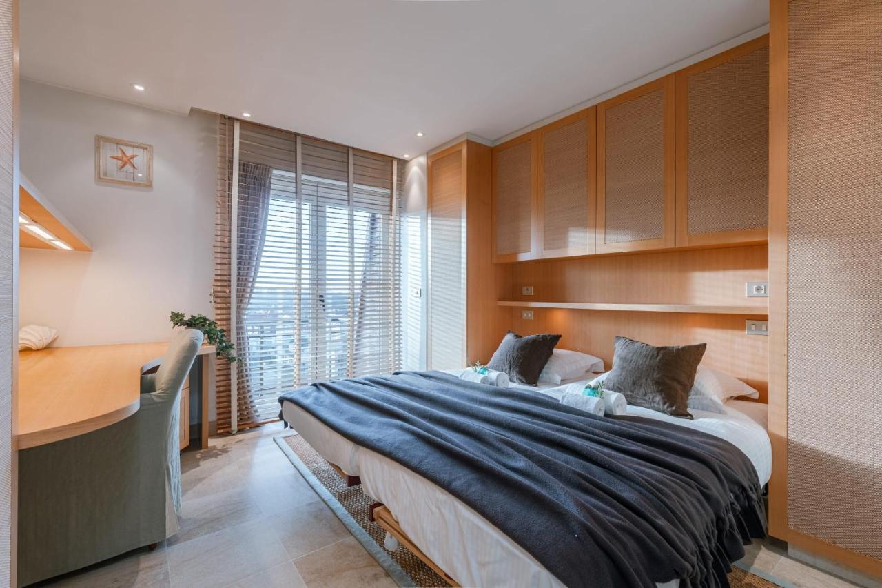 Premium Holidays - Stylish Appartement Villa Castelli With C-View At Nieuwpoort Oostduinkerke Exterior photo